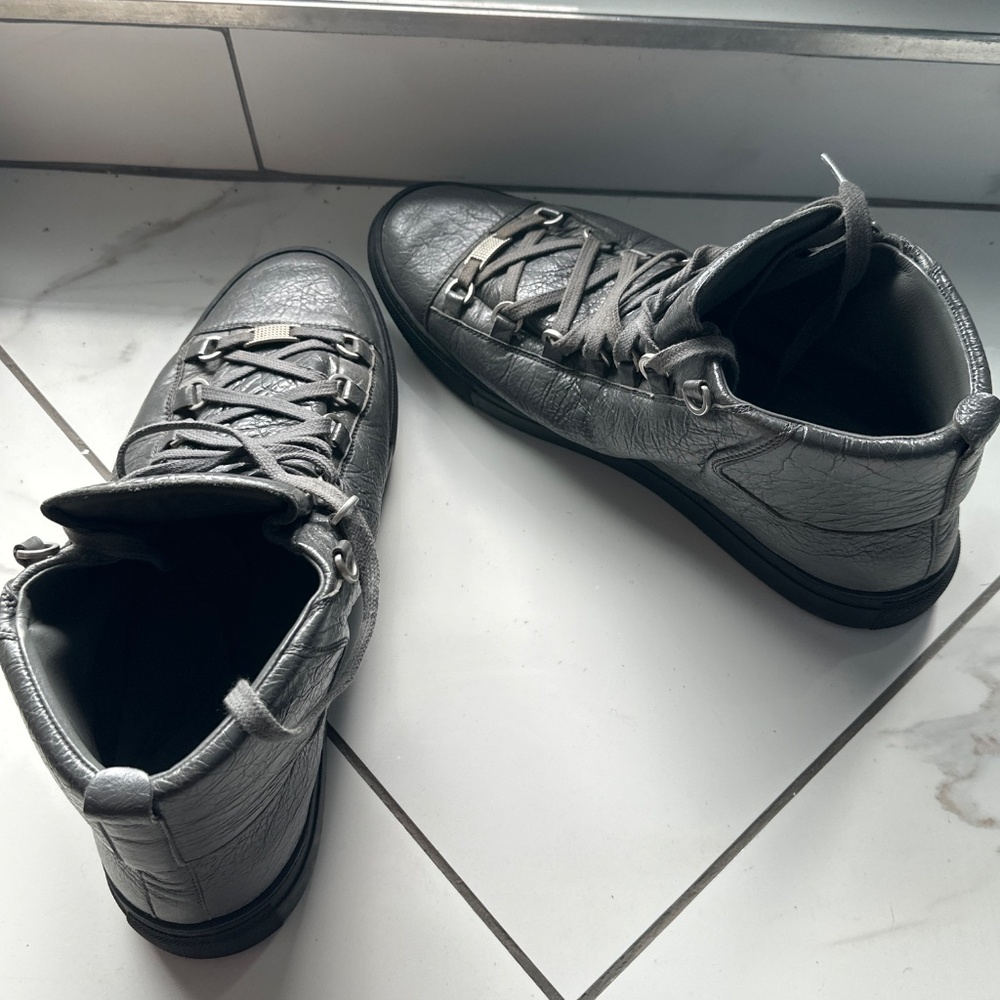 Balenciaga Arena Sneakers - Picture 2 of 4